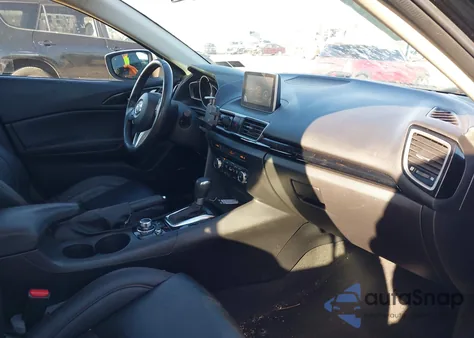 2014 Mazda Mazda3 I Grand Touring z USA, uszkodzony, nr VIN JM1BM1M72E1213608